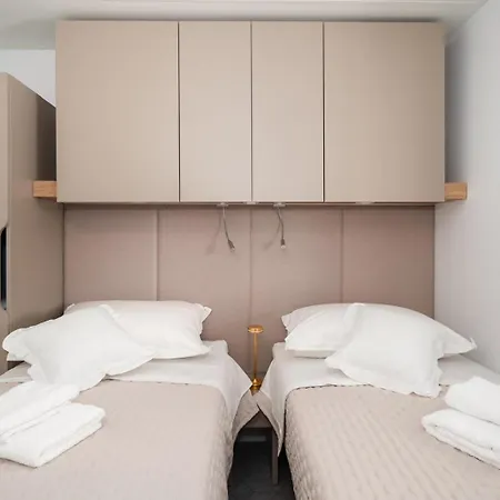 Mobile Kapo Holiday home Sitno Donje