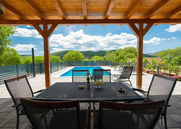 Holiday home Mobile Kapo