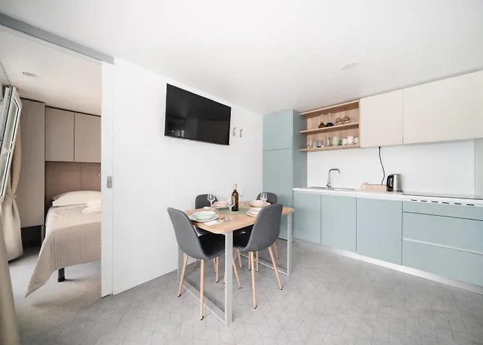 Holiday home Mobile Kapo *