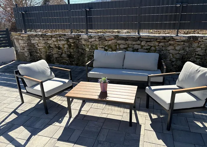 Mobile Kapo Дом отдыха *